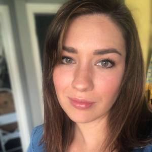 Meet your Posher, Courtney